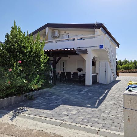 Apartmani Deak Vir Esterno foto