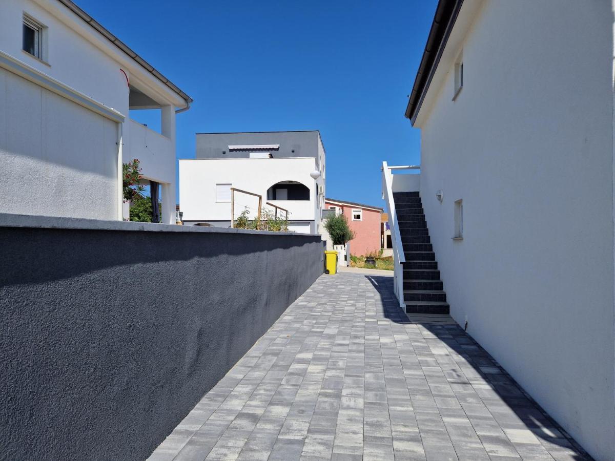 Apartmani Deak Vir Esterno foto